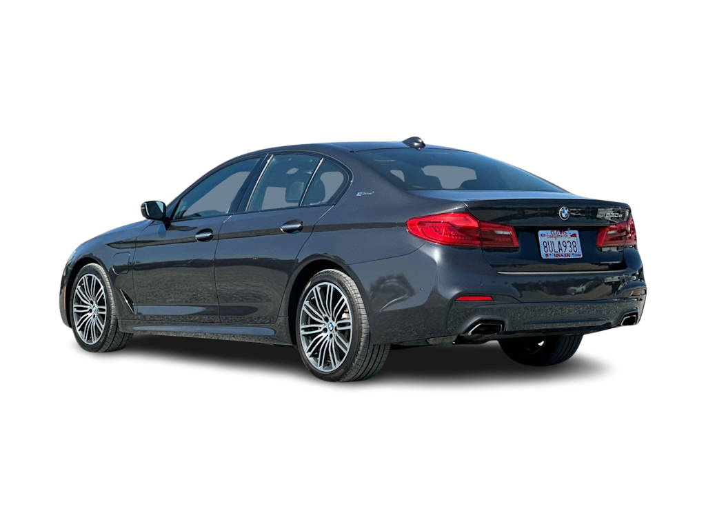 Thumbnail: 2018 BMW 5 Series - 4