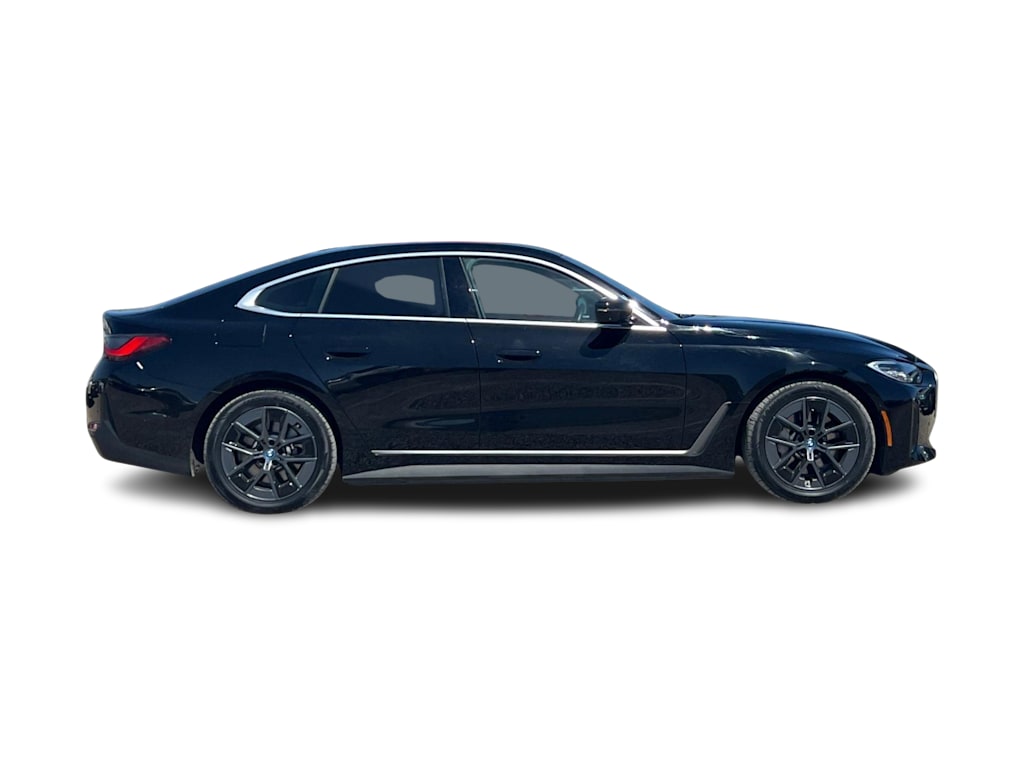 Thumbnail: 2023 BMW i4 - 19