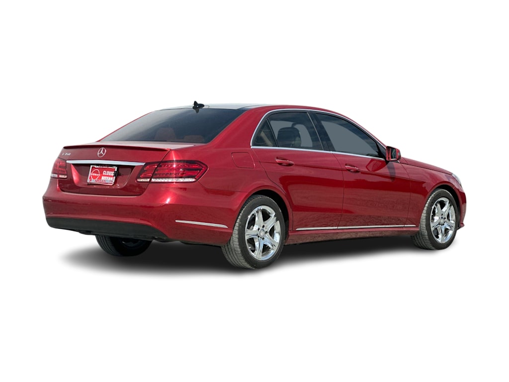 Thumbnail: 2015 Mercedes-Benz E-Class - 19