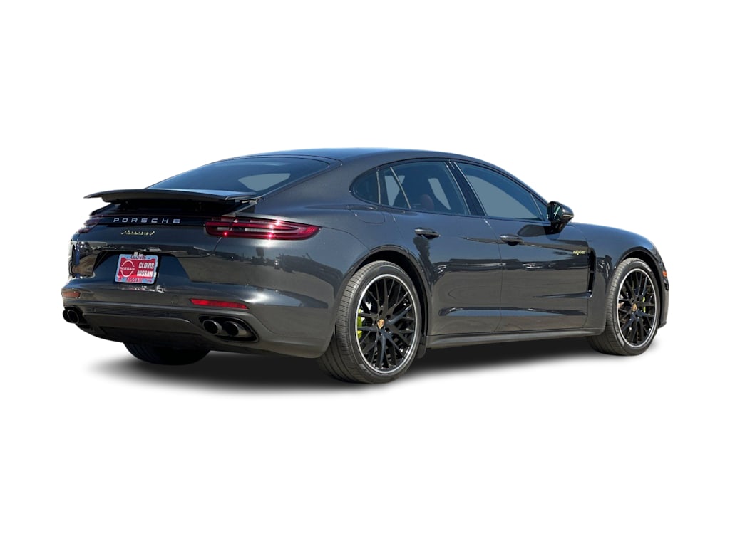 Thumbnail: 2018 Porsche Panamera - 17