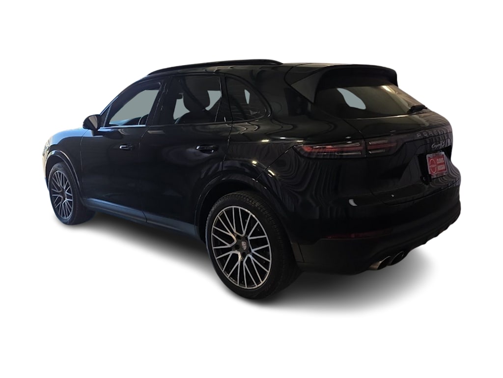 Thumbnail: 2019 Porsche Cayenne - 4