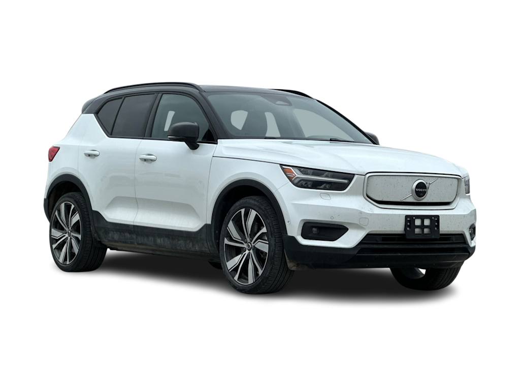 Thumbnail: 2022 Volvo XC40 - 21