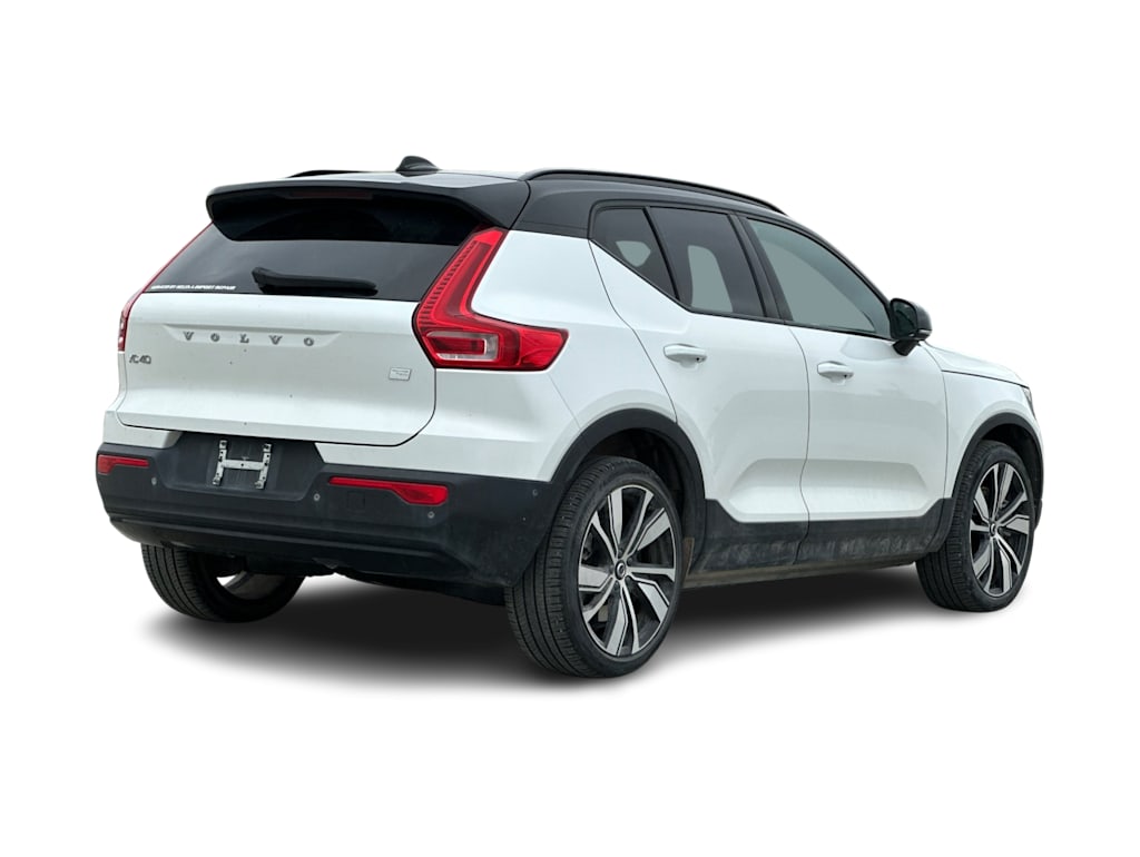 Thumbnail: 2022 Volvo XC40 - 19