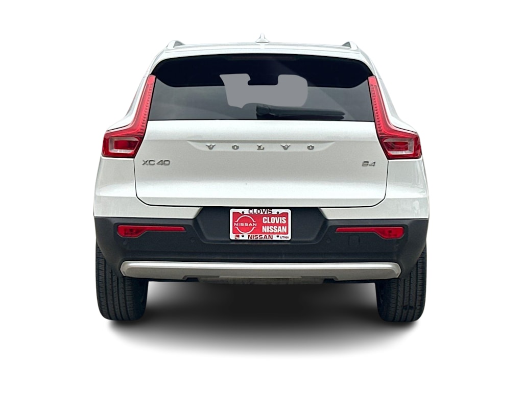 Thumbnail: 2023 Volvo XC40 - 5