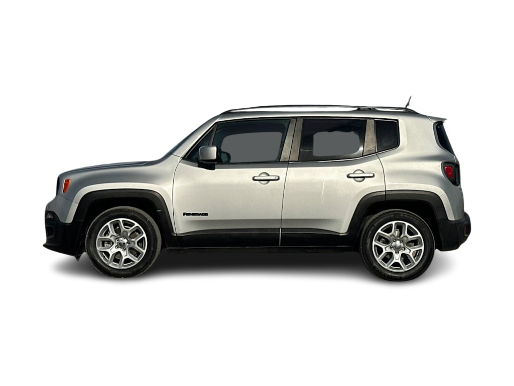 Thumbnail: 2017 Jeep Renegade - 3