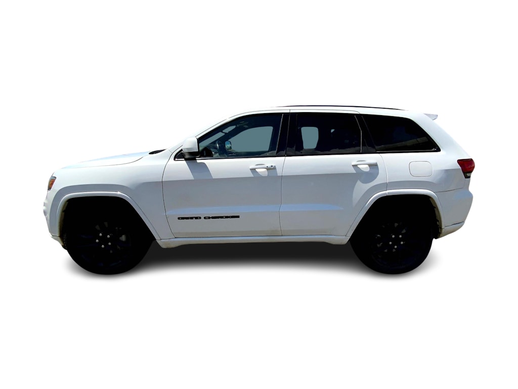 Thumbnail: 2018 Jeep Grand Cherokee - 3