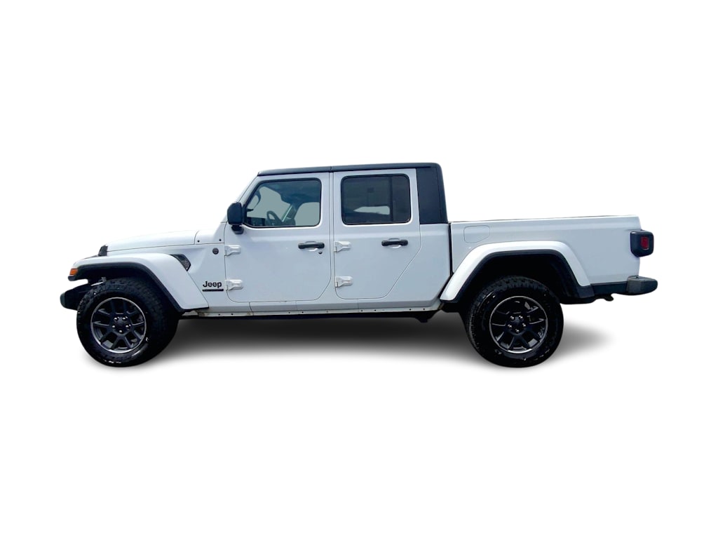 Thumbnail: 2021 Jeep Gladiator - 3