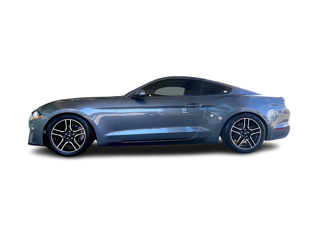 Thumbnail: 2022 Ford Mustang - 3