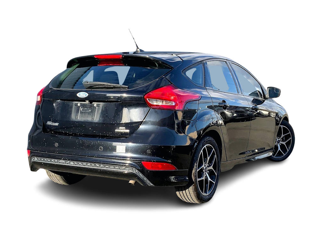 Thumbnail: 2016 Ford Focus - 23