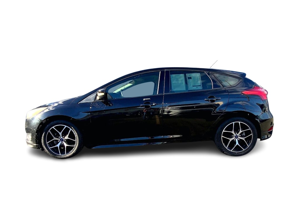 Thumbnail: 2016 Ford Focus - 3