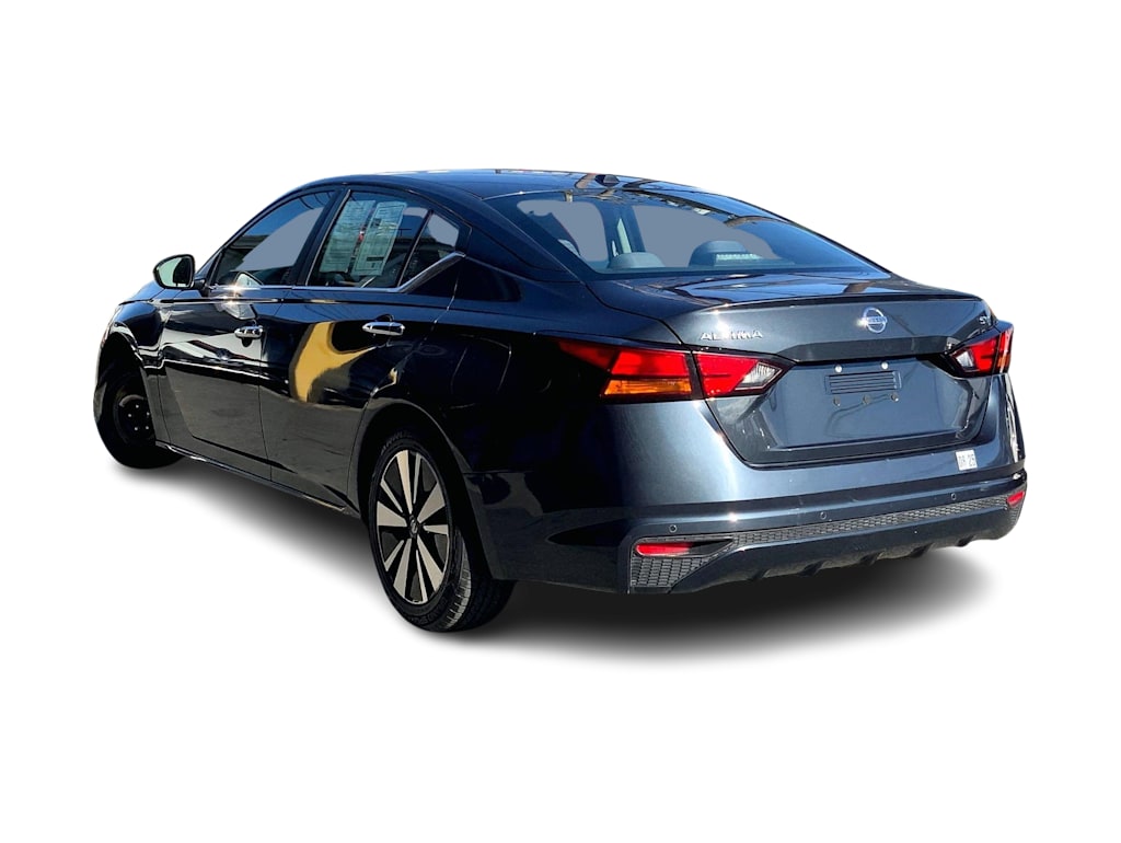 Thumbnail: 2021 Nissan Altima - 4