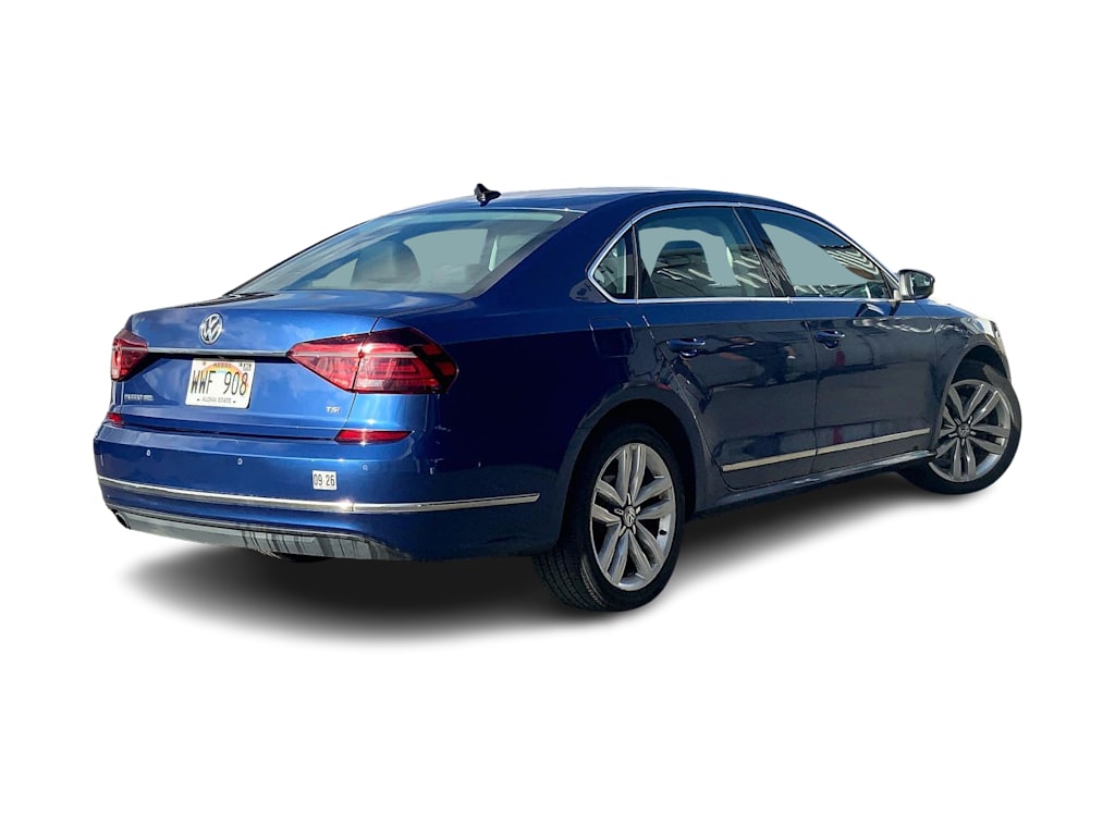 Thumbnail: 2017 Volkswagen Passat - 24