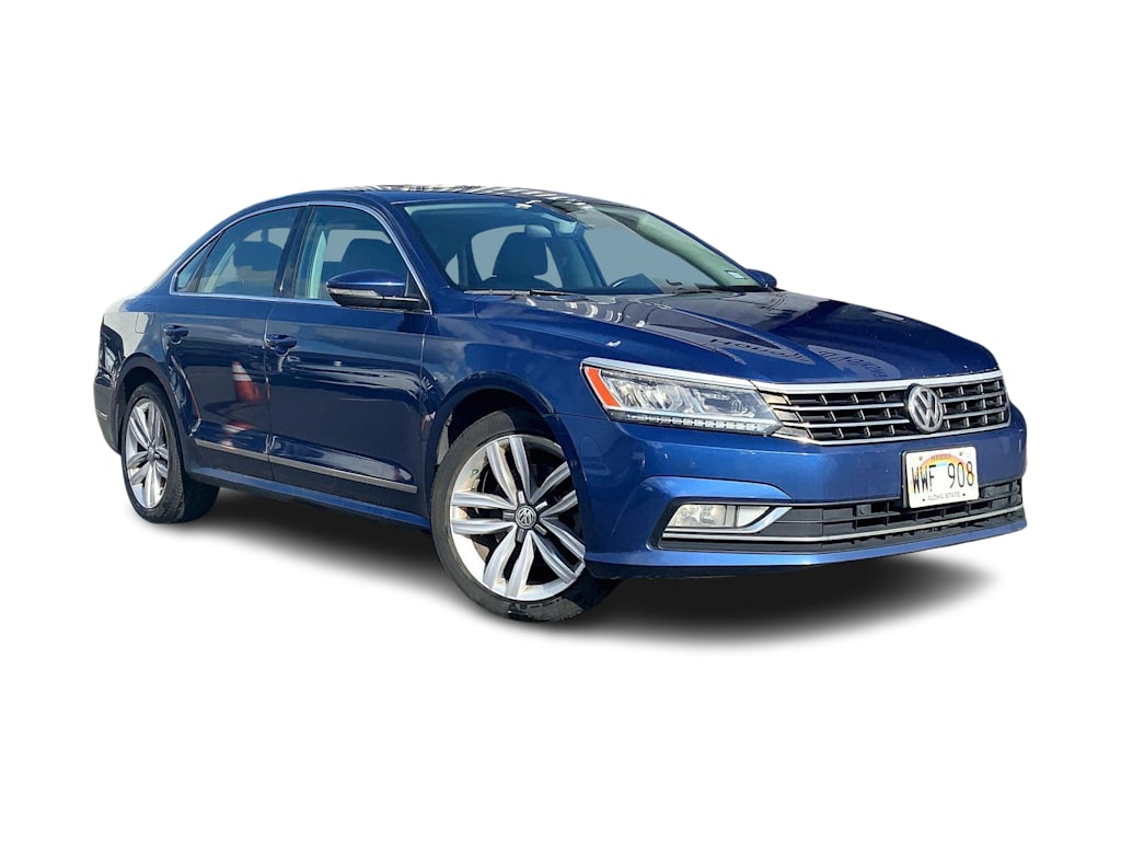 Thumbnail: 2017 Volkswagen Passat - 23