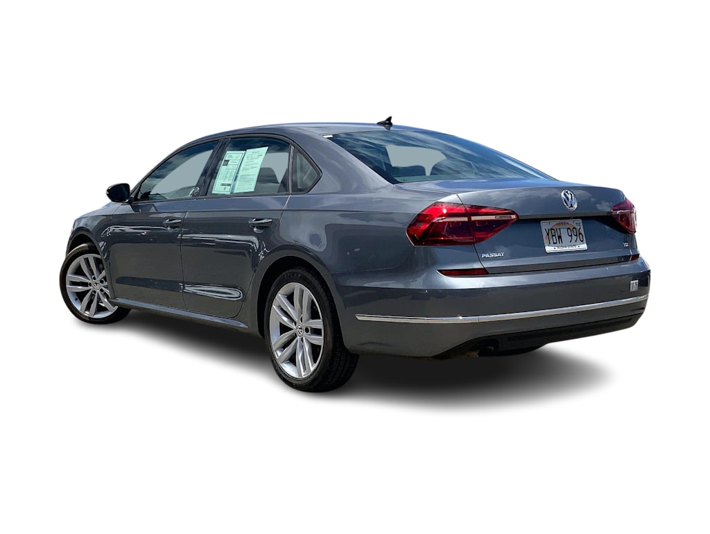Thumbnail: 2019 Volkswagen Passat - 4