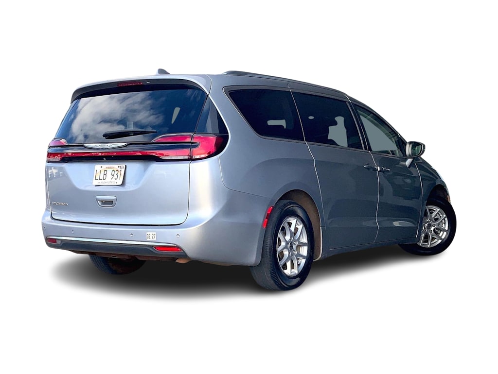 Thumbnail: 2021 Chrysler Pacifica - 23
