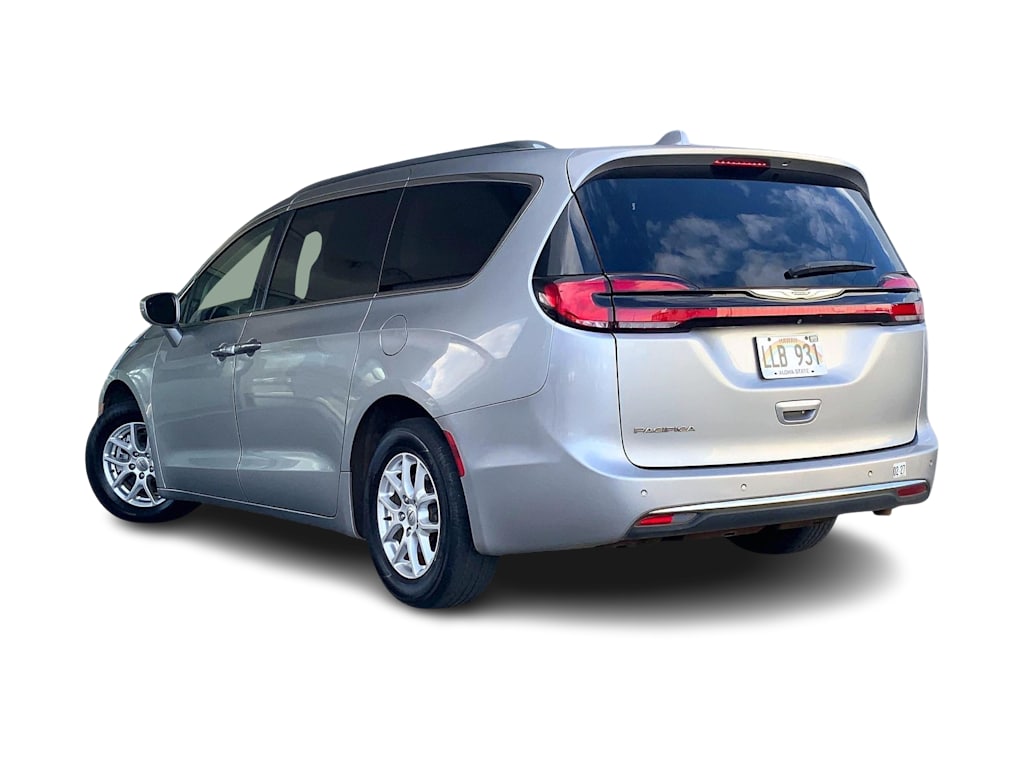 Thumbnail: 2021 Chrysler Pacifica - 4
