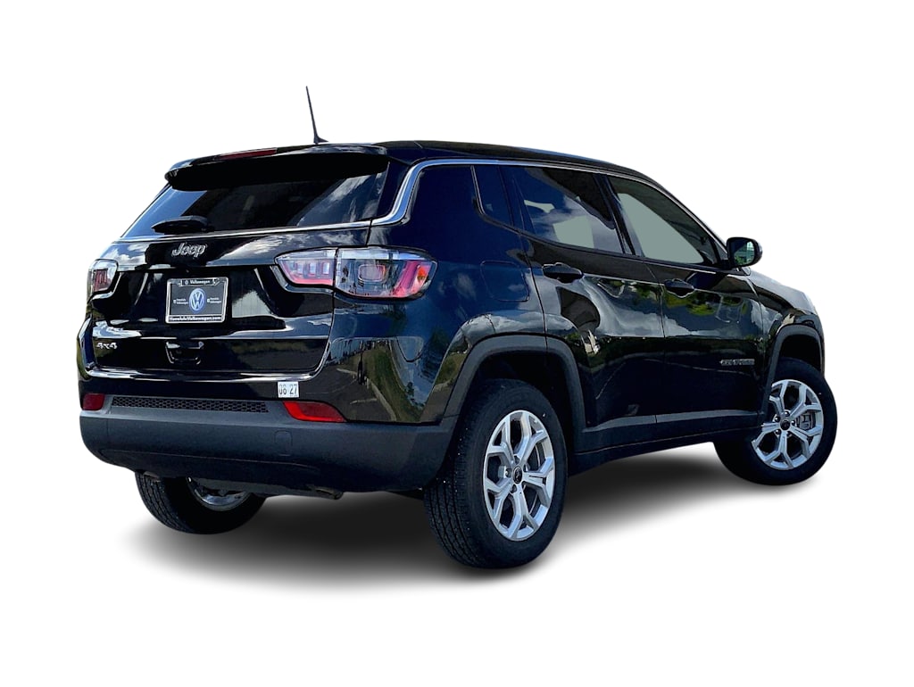 Thumbnail: 2025 Jeep Compass - 22