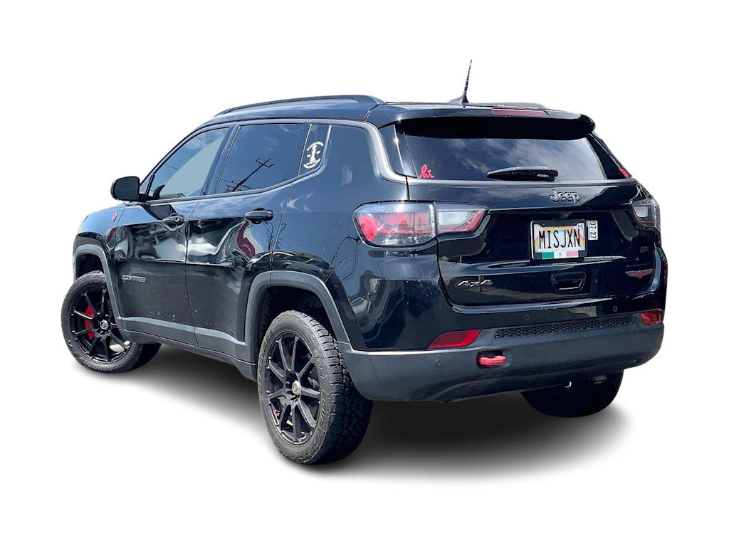 Thumbnail: 2022 Jeep Compass - 4