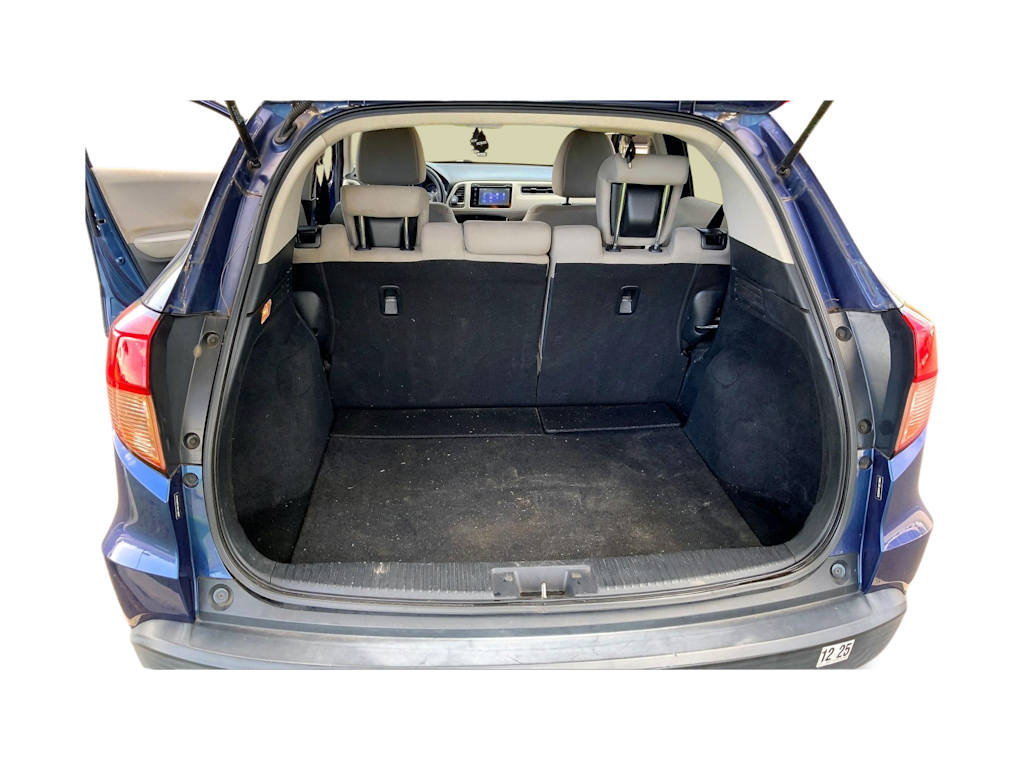 Thumbnail: 2016 Honda HR-V - 18