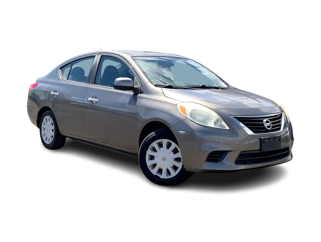 Thumbnail: 2014 Nissan Versa - 22
