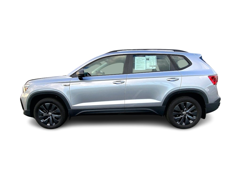 Thumbnail: 2024 Volkswagen Taos - 3