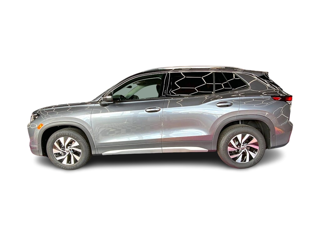 Thumbnail: 2026 Volkswagen Tiguan - 3