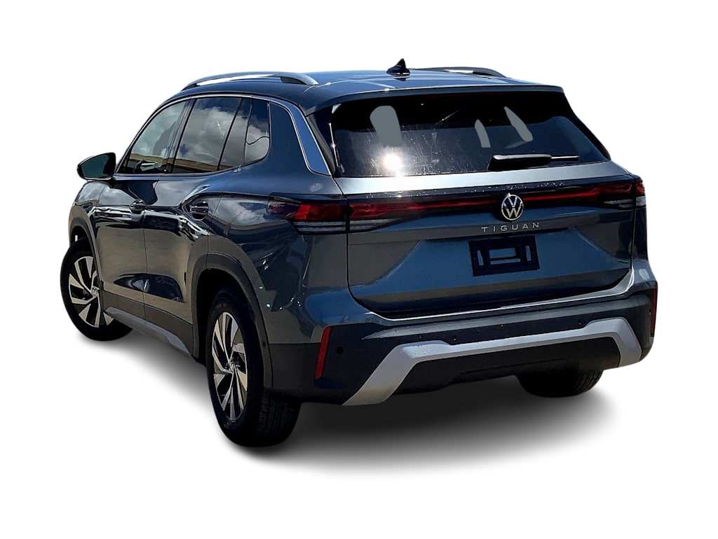 Thumbnail: 2026 Volkswagen Tiguan - 4