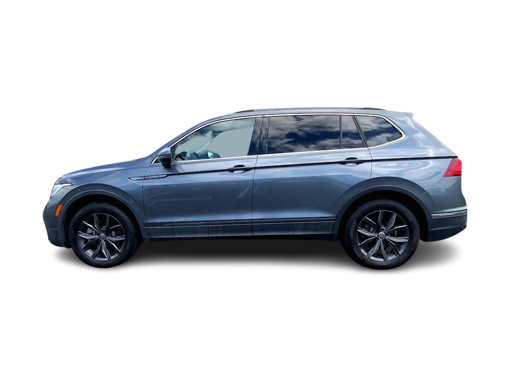 Thumbnail: 2023 Volkswagen Tiguan - 3
