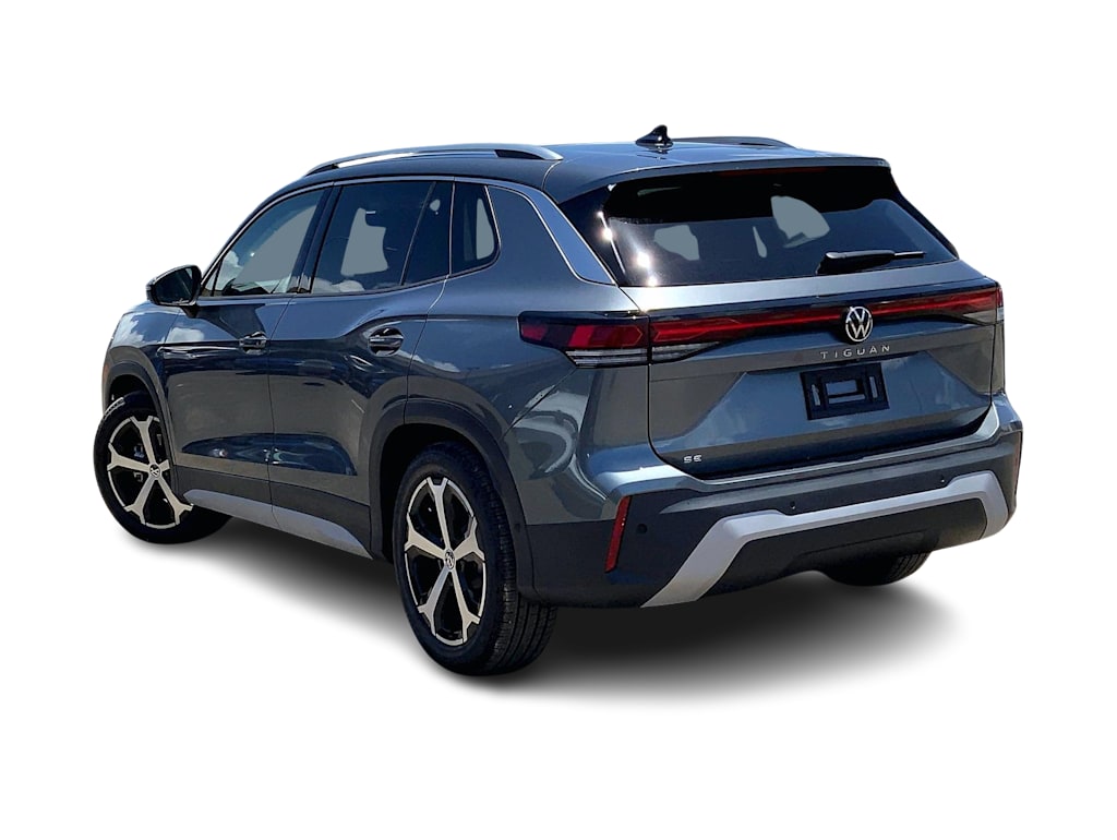 Thumbnail: 2026 Volkswagen Tiguan - 4