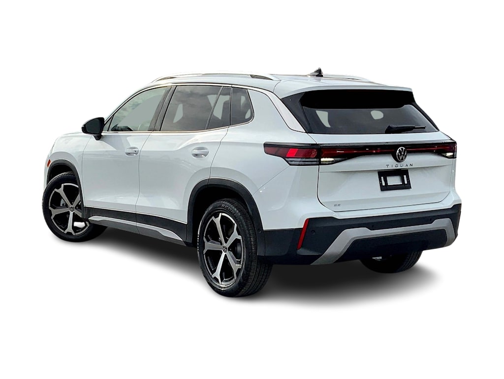 Thumbnail: 2026 Volkswagen Tiguan - 4