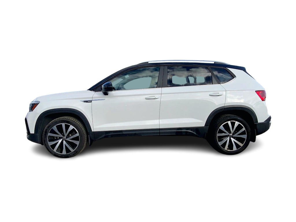 Thumbnail: 2023 Volkswagen Taos - 3