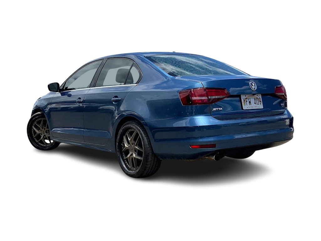 Thumbnail: 2017 Volkswagen Jetta - 4
