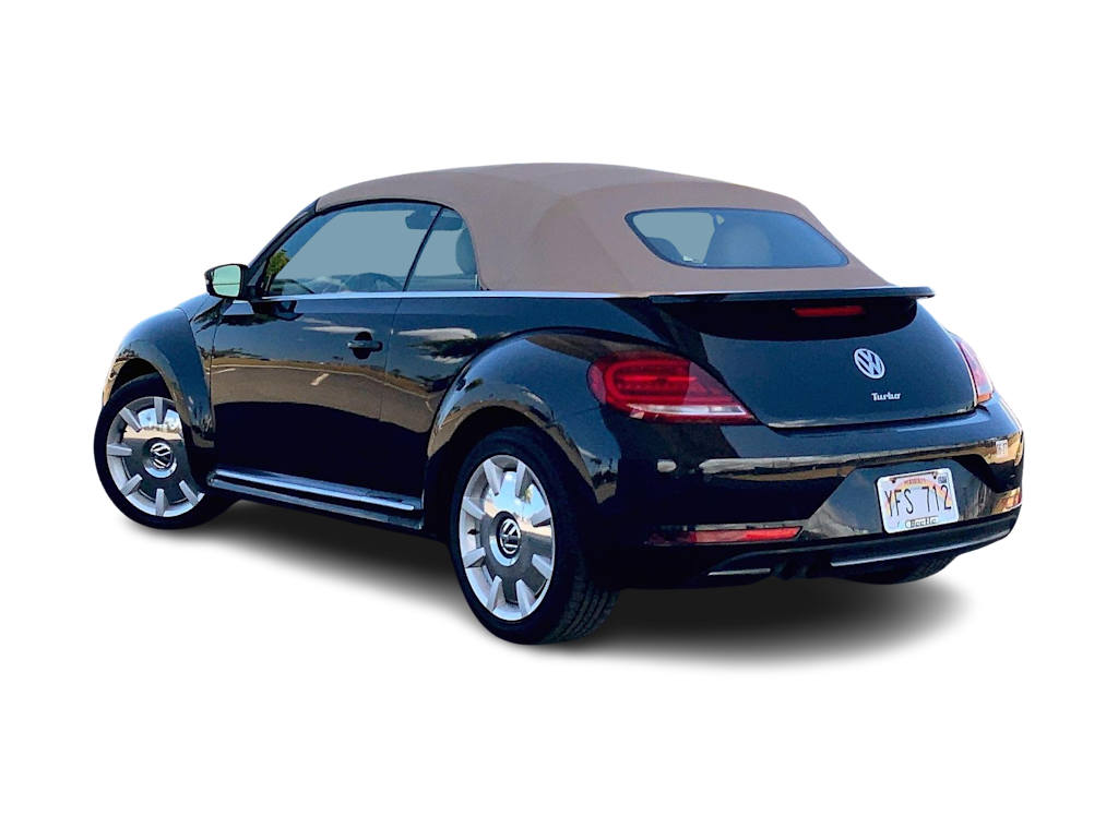 Thumbnail: 2017 Volkswagen Beetle - 4