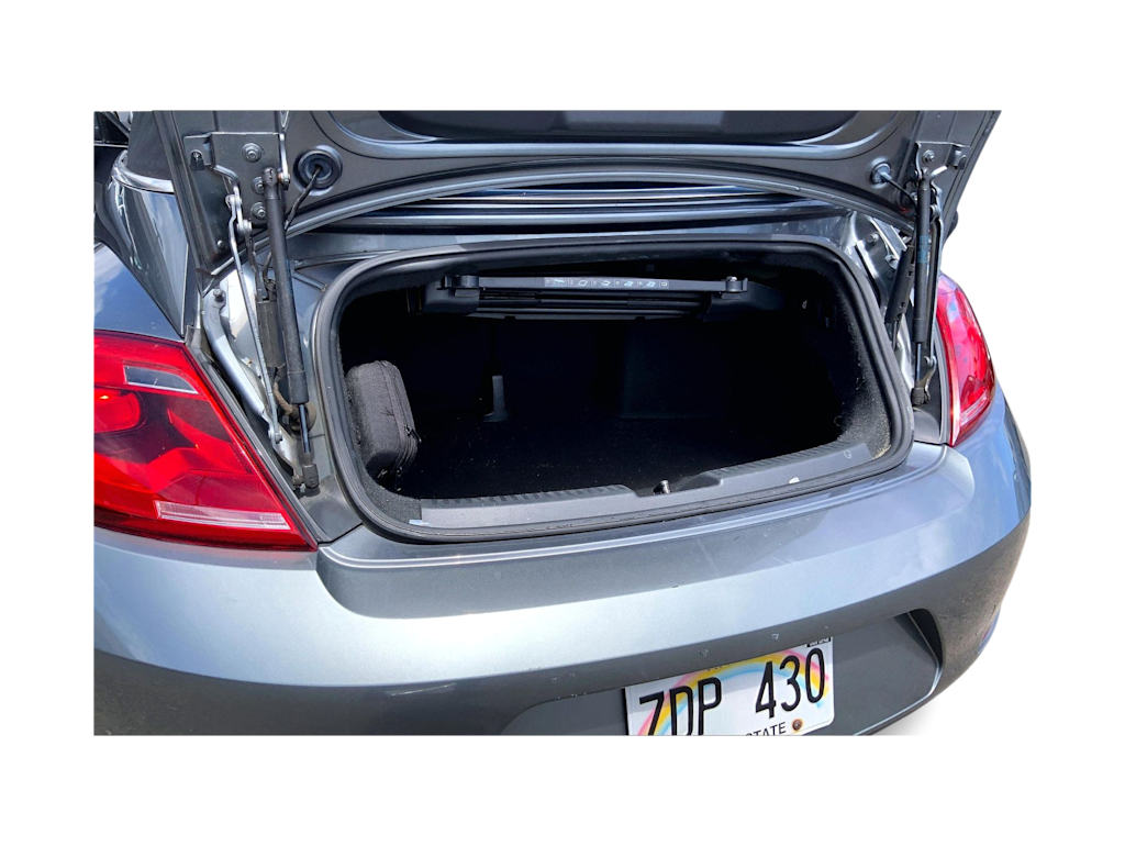 Thumbnail: 2013 Volkswagen Beetle - 19