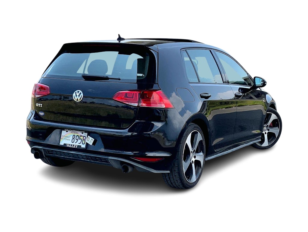 Thumbnail: 2015 Volkswagen Golf - 22