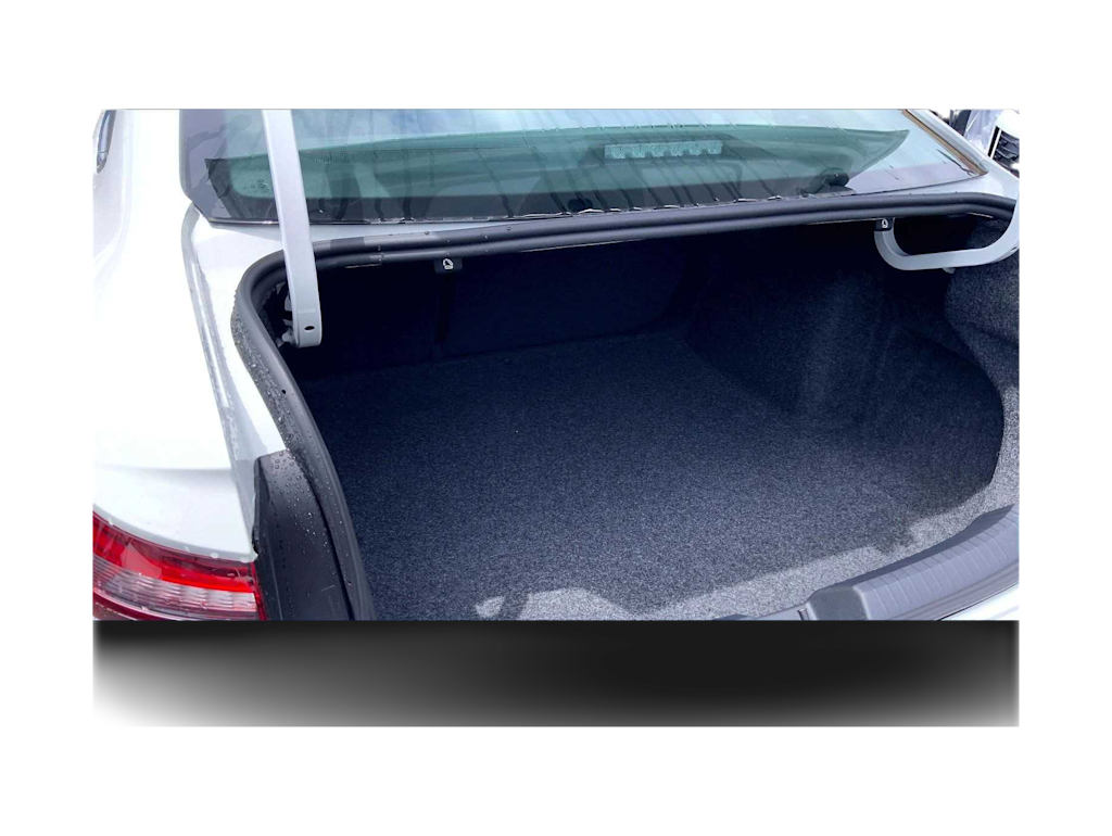 Thumbnail: 2026 Volkswagen Jetta - 16