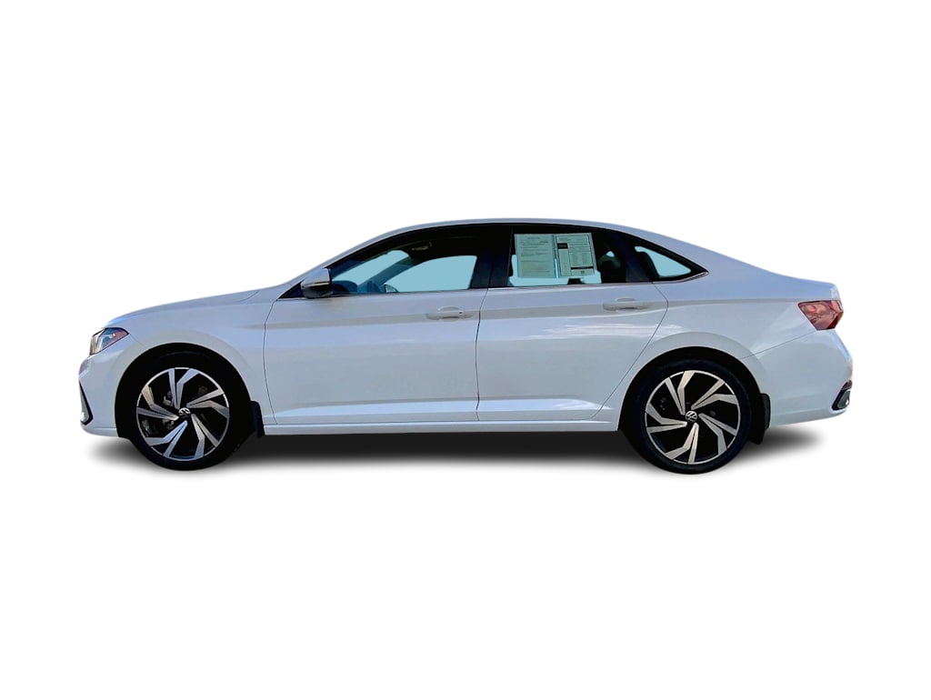 Thumbnail: 2025 Volkswagen Jetta - 3