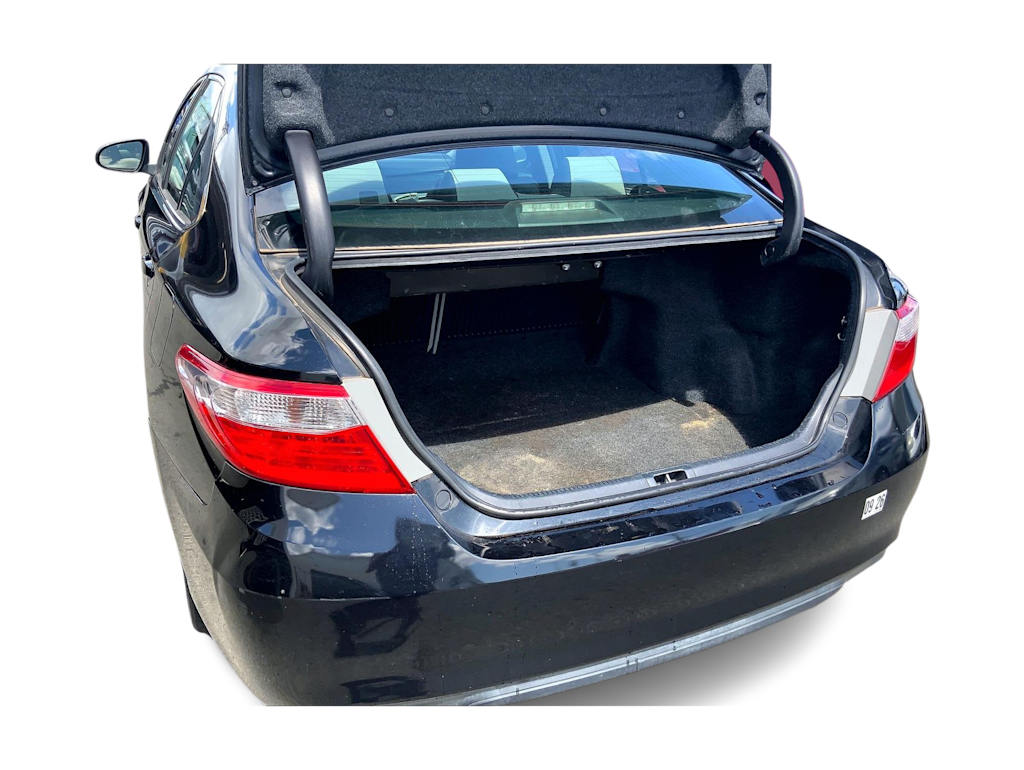 Thumbnail: 2015 Toyota Camry - 19