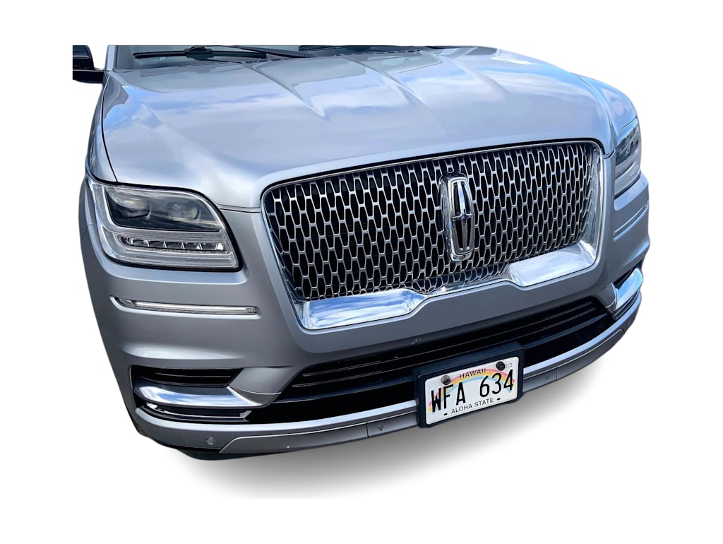 Thumbnail: 2021 Lincoln Navigator L - 33