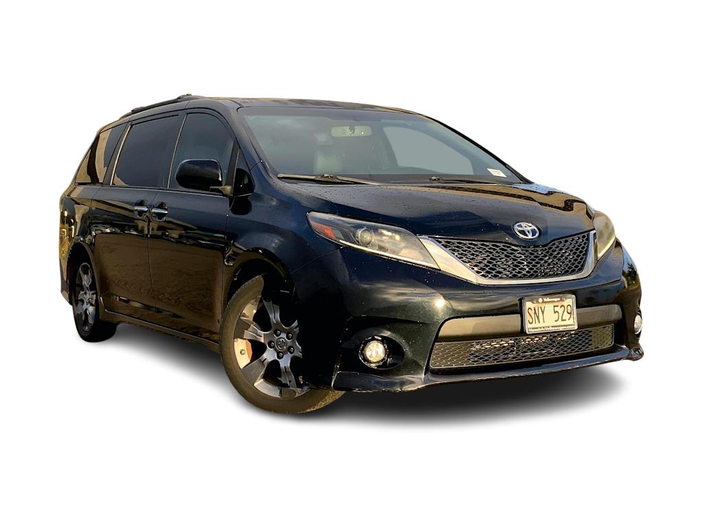 2015 Toyota Sienna SE 22