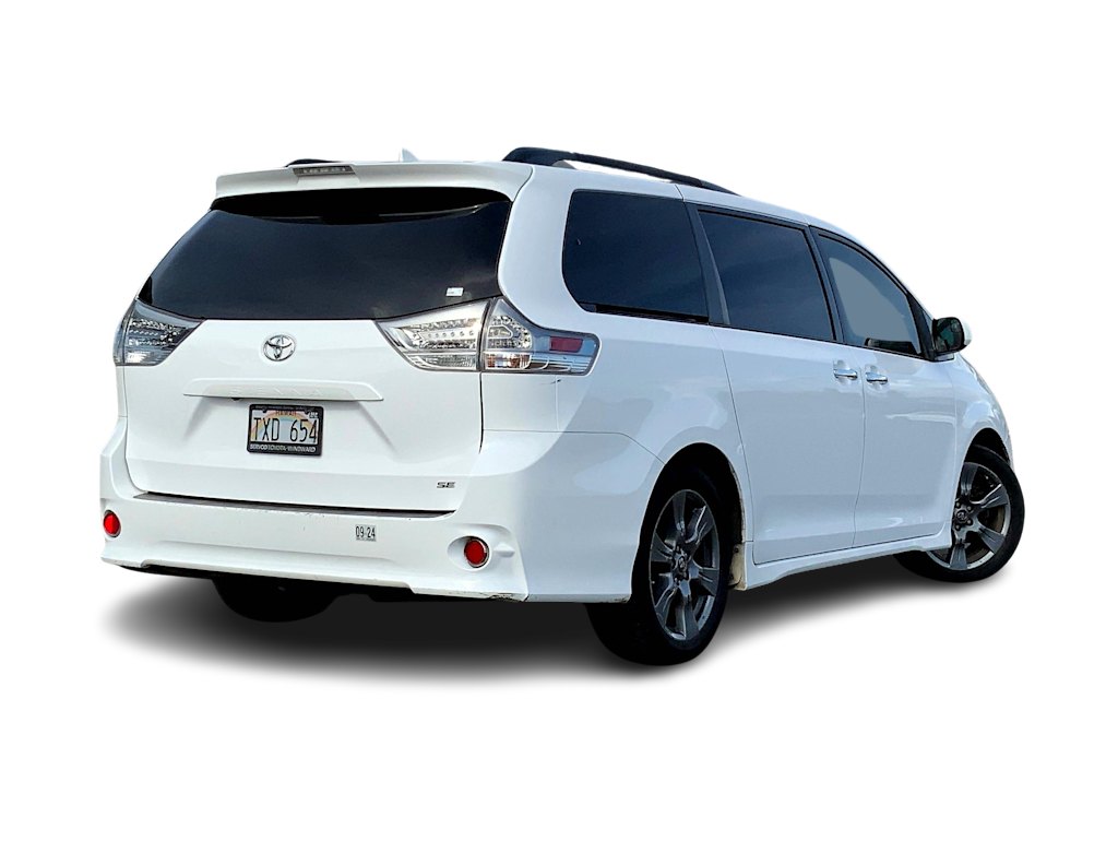 2020 Toyota Sienna SE 21