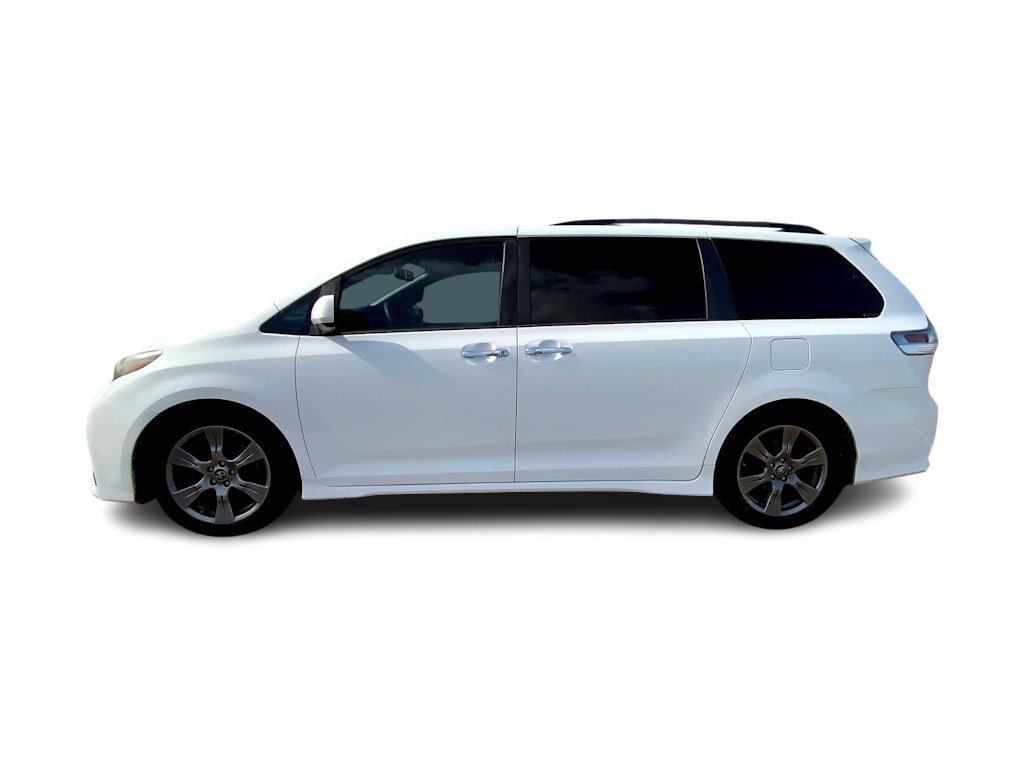 2020 Toyota Sienna SE 3