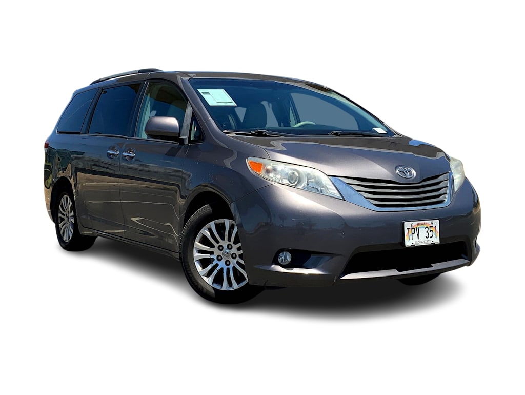 Thumbnail: 2014 Toyota Sienna - 20