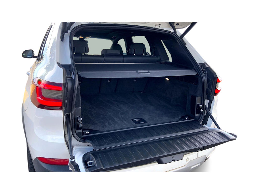 Thumbnail: 2022 BMW X5 - 18
