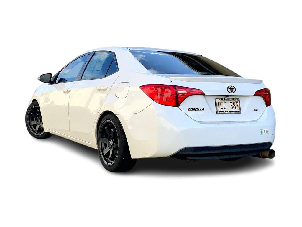 Thumbnail: 2017 Toyota Corolla - 4