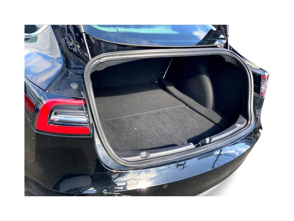 Thumbnail: 2019 Tesla Model 3 - 17