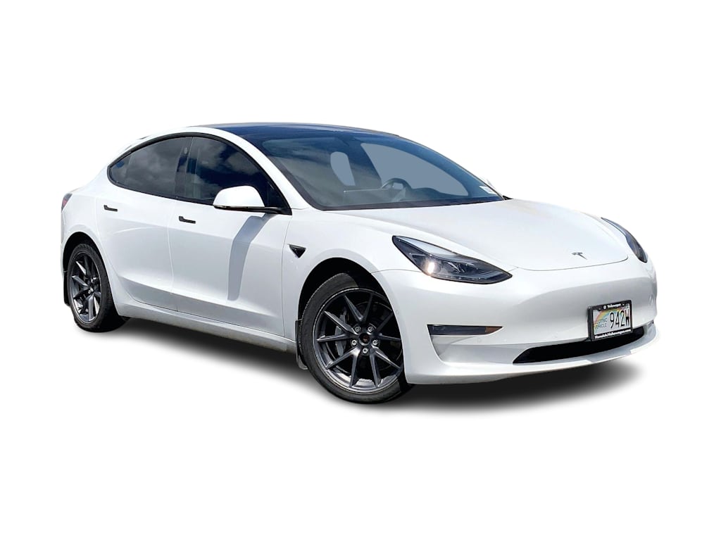 Thumbnail: 2022 Tesla Model 3 - 21