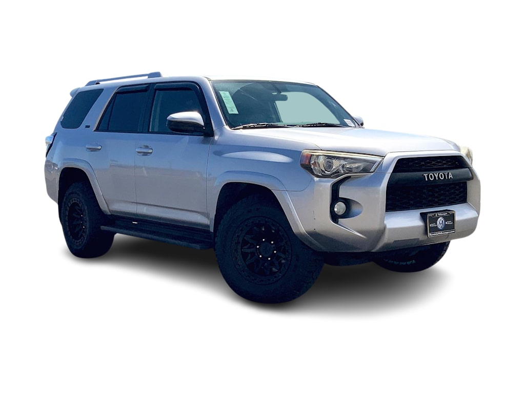 Thumbnail: 2017 Toyota 4Runner - 22