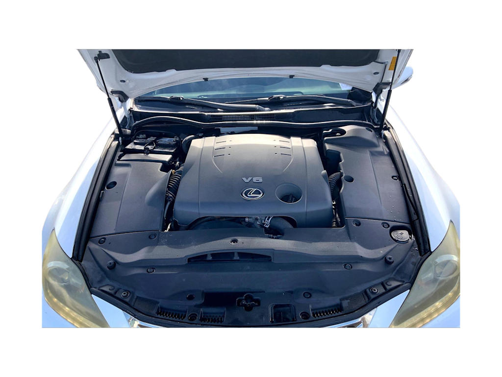 Thumbnail: 2011 Lexus IS - 17