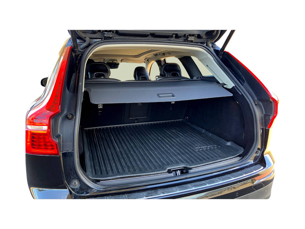 Thumbnail: 2018 Volvo XC60 - 17
